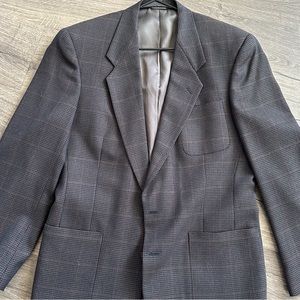 Brown tweed sports coat
